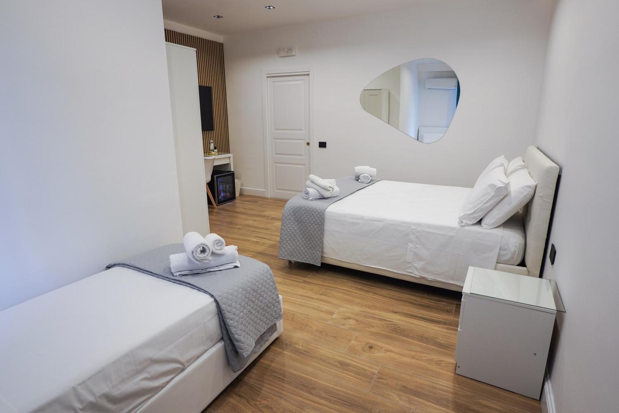 Luxury Room Napoli Esterno foto