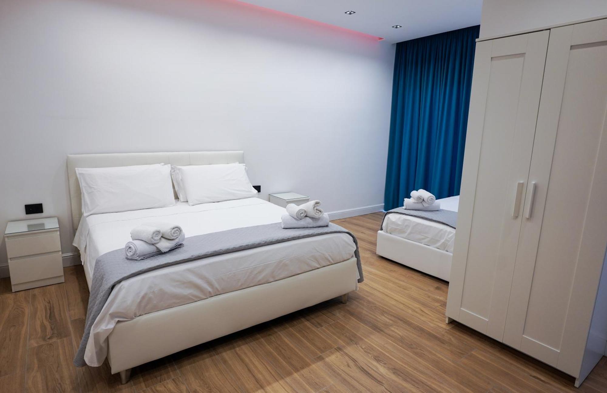 Luxury Room Napoli Esterno foto